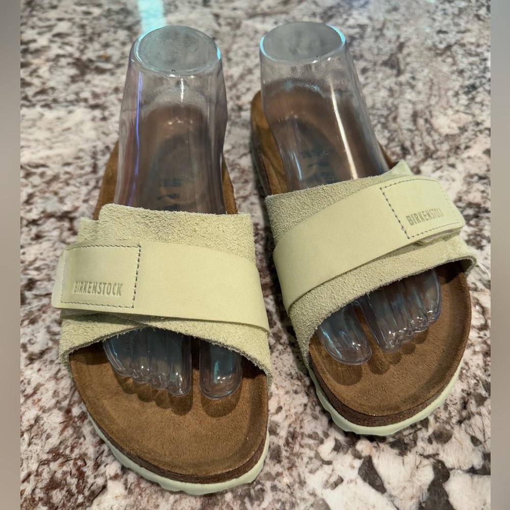 Birkenstock Sandals 💚 - Picture 10 of 14